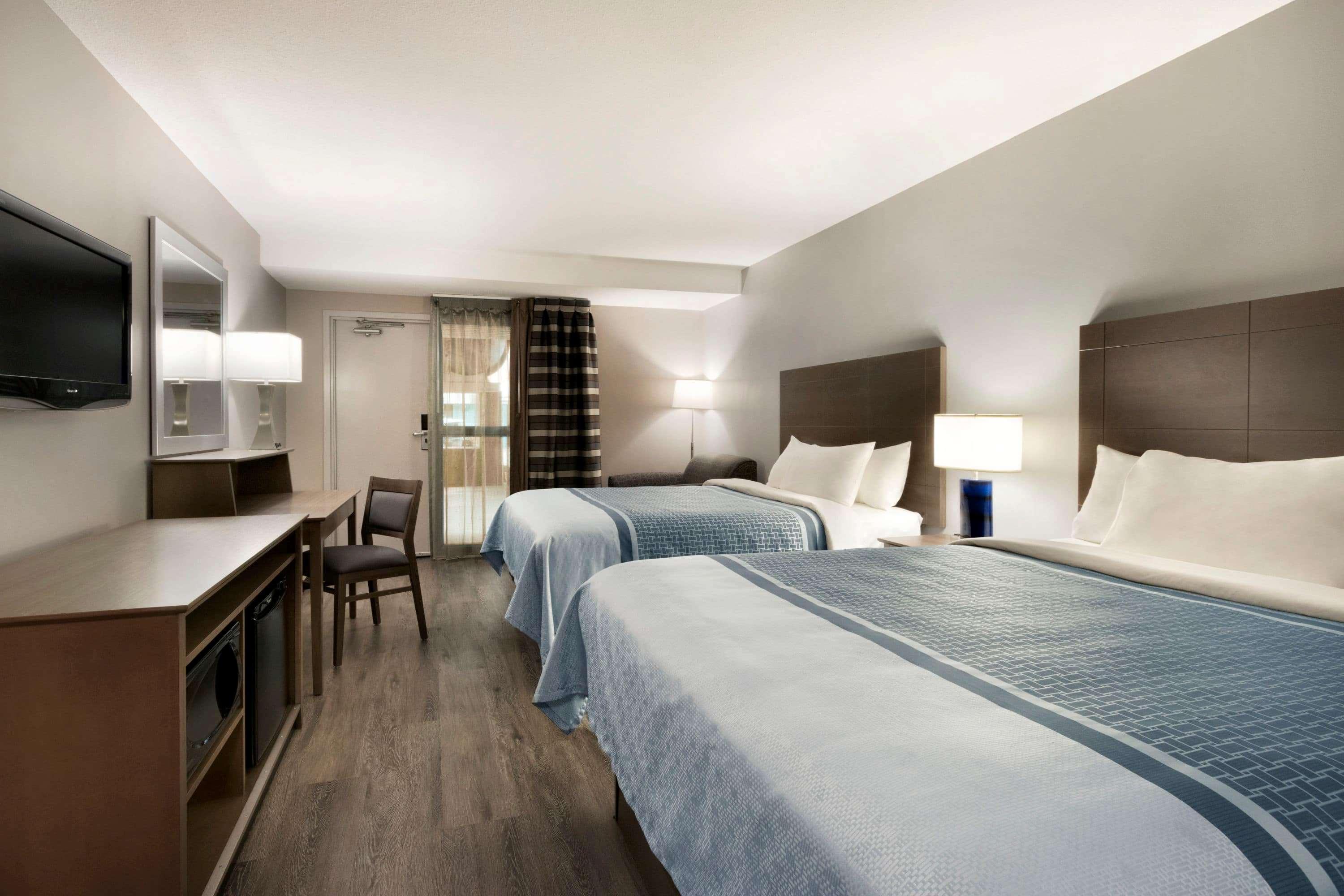 Travelodge Hotel By Wyndham Saskatoon Zewnętrze zdjęcie