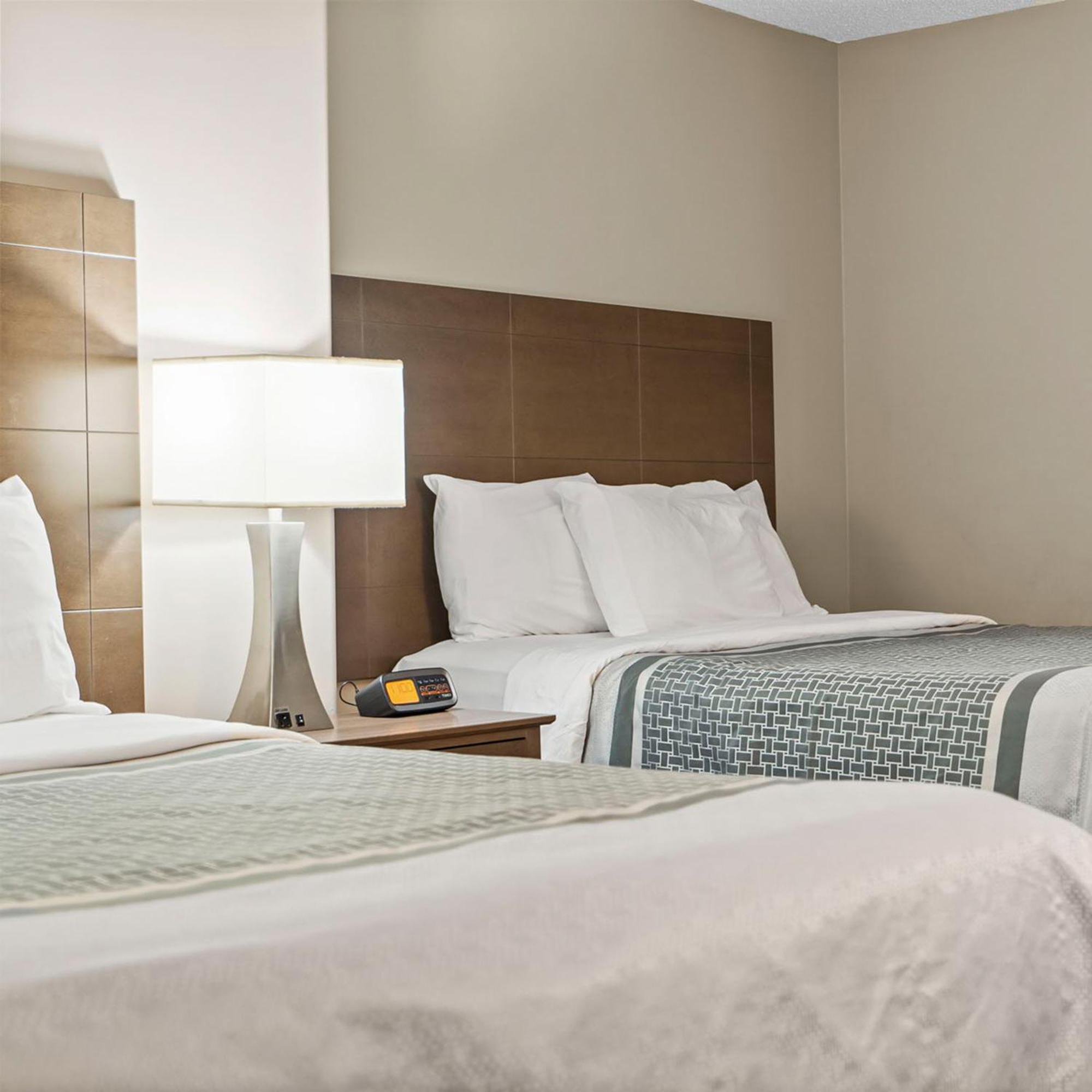 Travelodge Hotel By Wyndham Saskatoon Zewnętrze zdjęcie